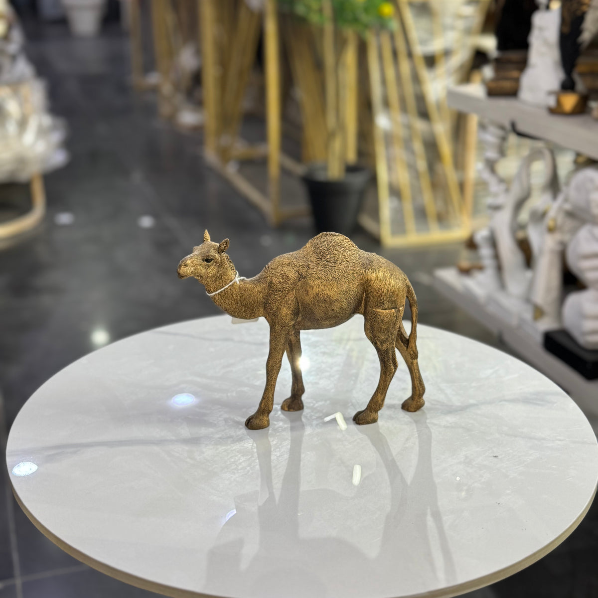 Golden Camel Sculpture – Luxury Table Decor