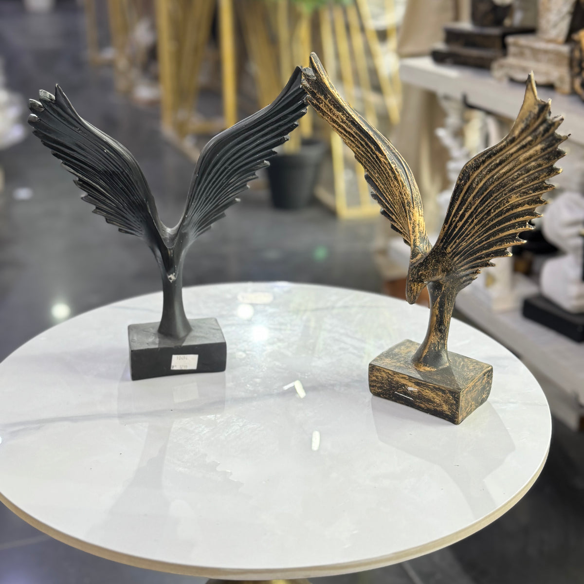 Majestic Eagle Wings Sculpture – Luxury Table Decor