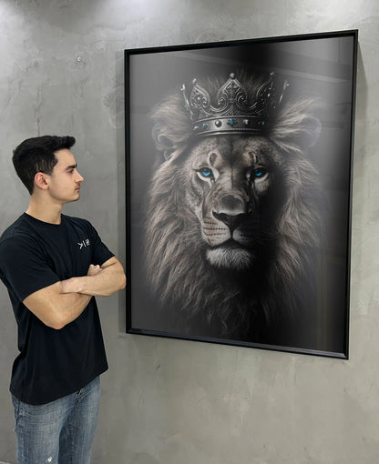 Royal Lion with Crown