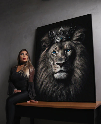 Royal Lion with Crown