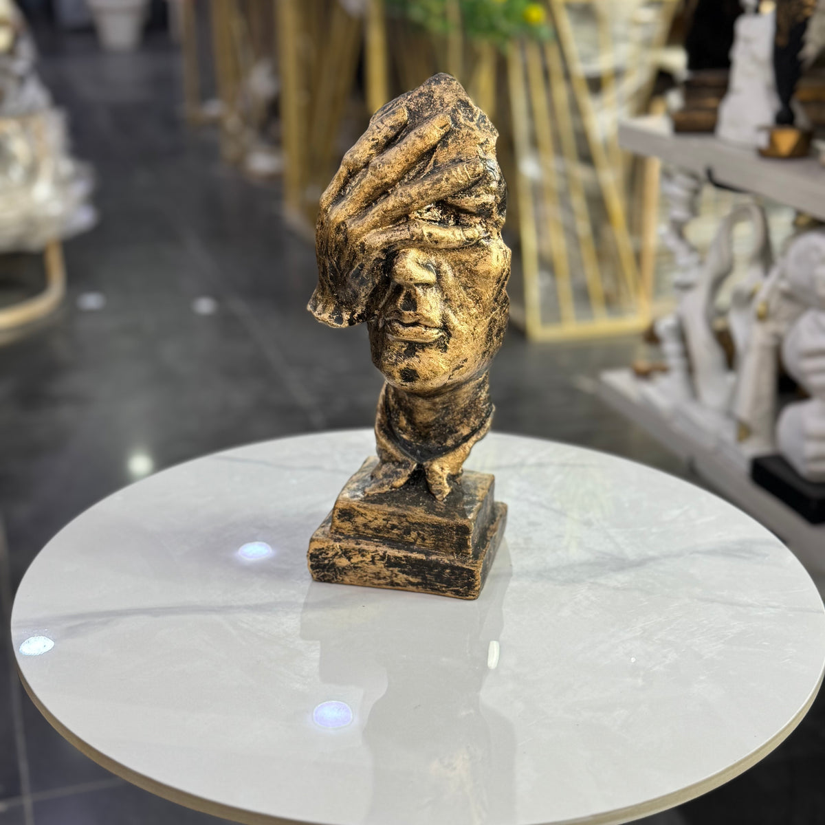 Golden Hidden Face Sculpture – Modern Table Decor