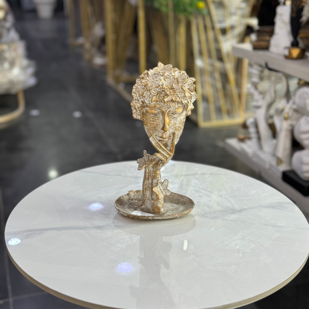 WHITE  Floral Face Sculpture – Luxury Table Decor (Copy)